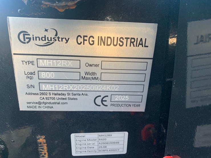 mh12rx-compact-excavator-image-13