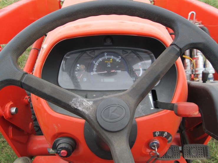 kubota-l3301-image-33