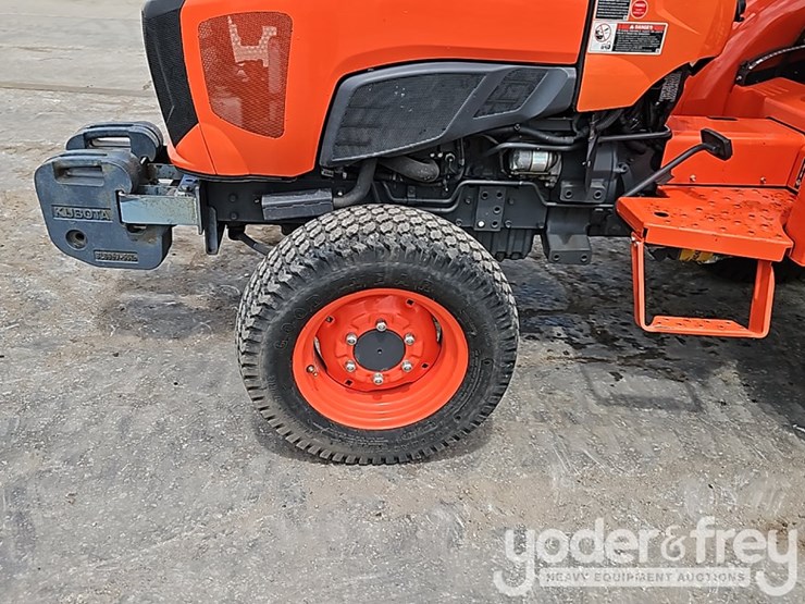 2020-kubota-l3901-image-11