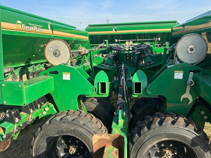 great-plains-3s3000hd-image-11