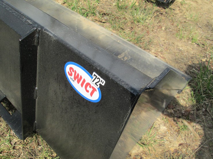 #44096-•-72"-skid-steer-bucket-image-4