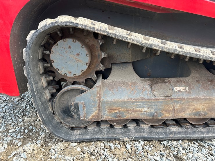 takeuchi-tl240-image-50