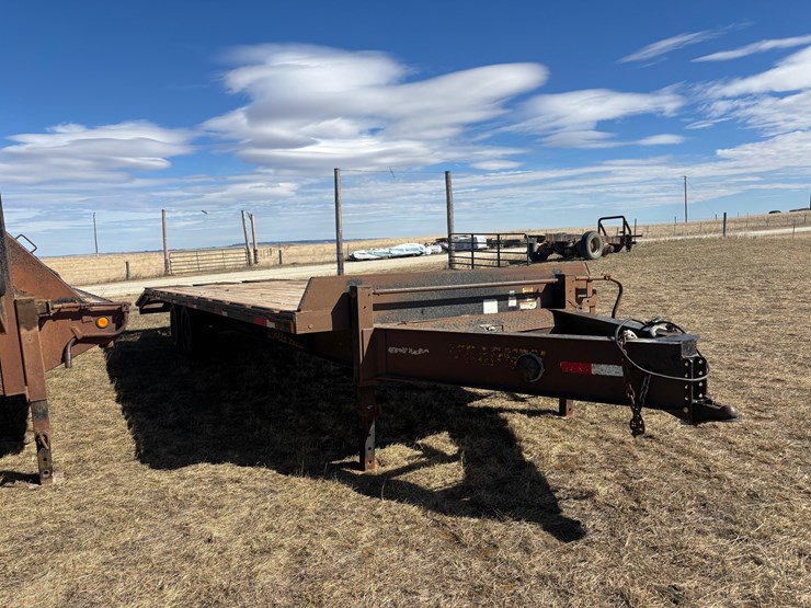 2014-kearney-flatbed-trailer-image-3