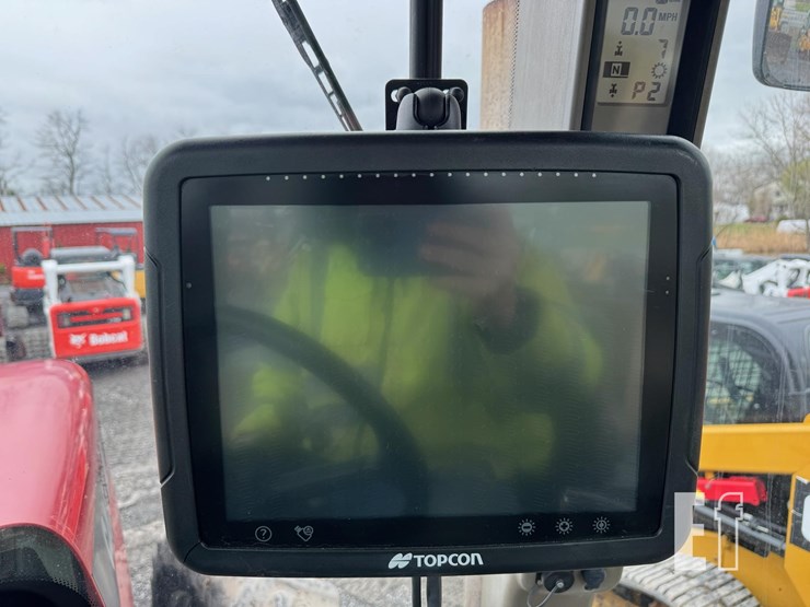 2006-case-ih-magnum-305-image-23