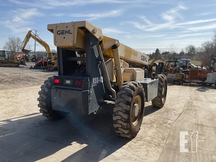 2016-gehl-rs8-42-image-4