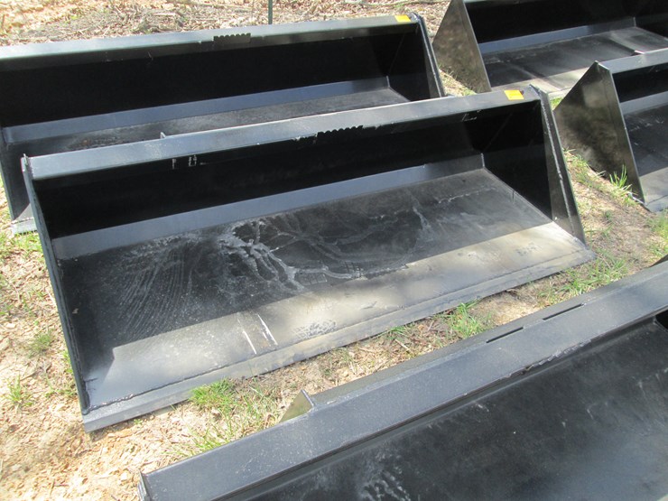 #44097-•-78"-skid-steer-bucket-image-2