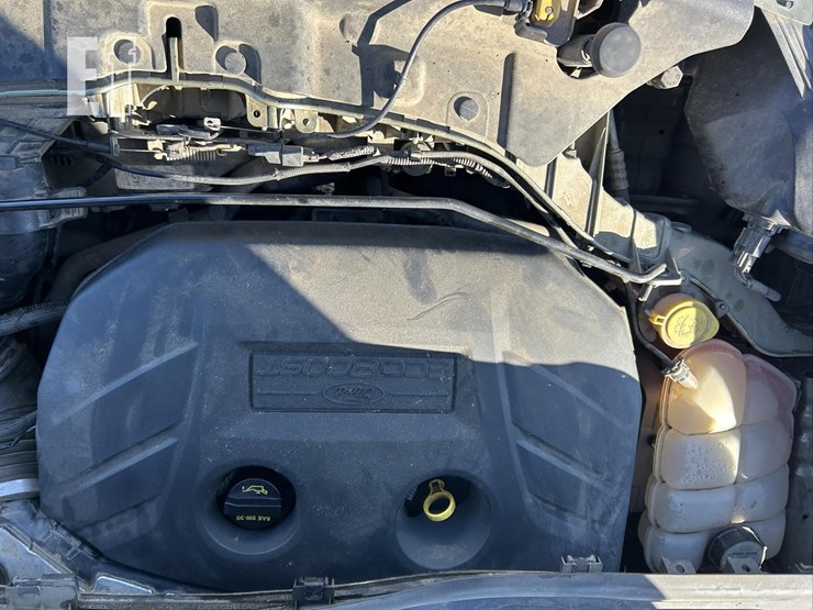 2013-ford-escape-sel-image-23