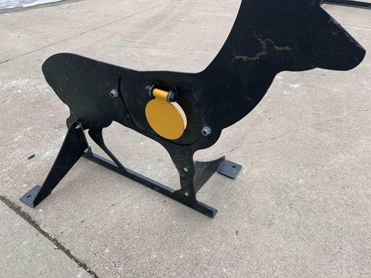 ar500-steel-deer-shooting-target-with-heart-flapper-image-3