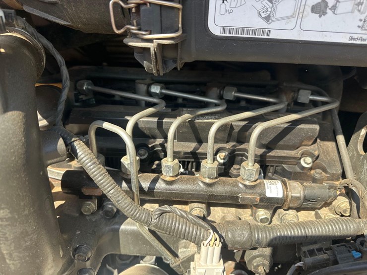 2016-bobcat-t650-image-10