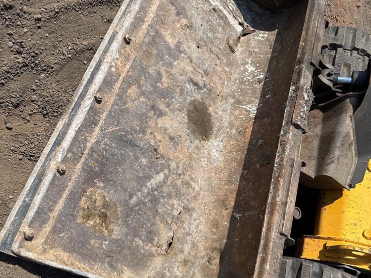 volvo-mct135d-image-8