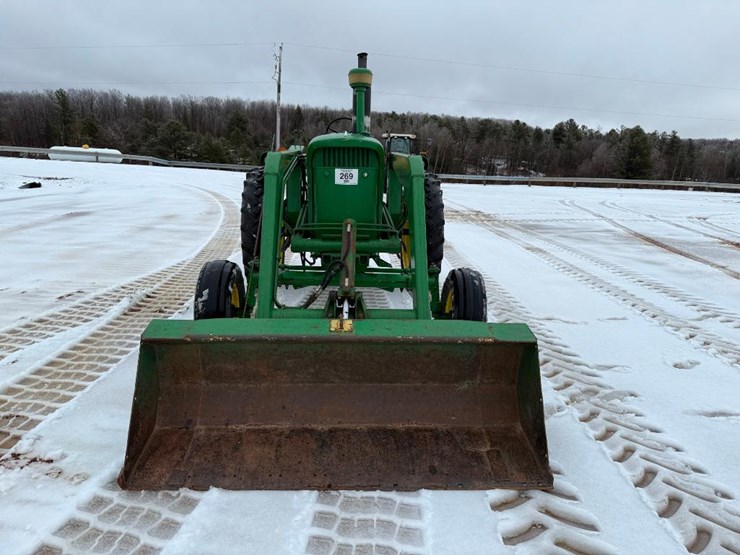 john-deere-3010-image-2