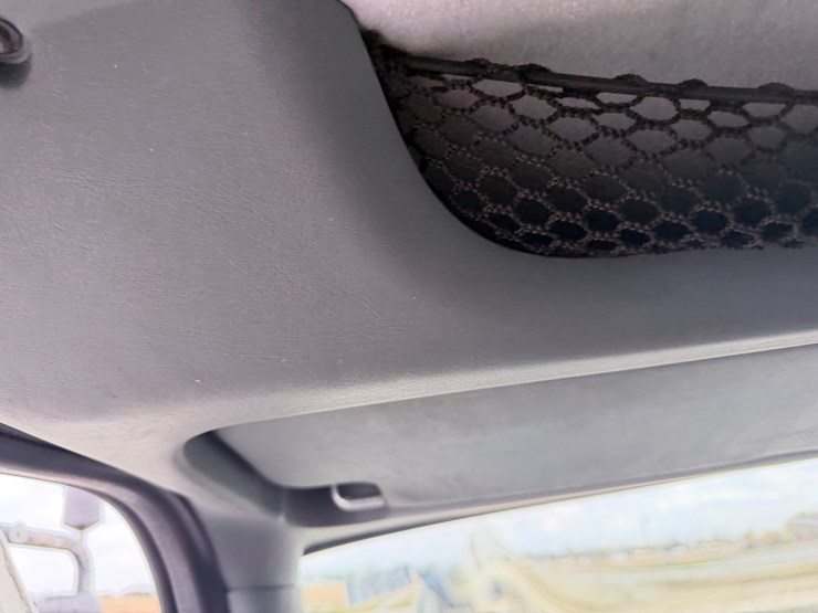 2004-international-durastar-4300-image-62