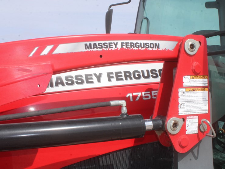 2018-massey-ferguson-1755m-image-17