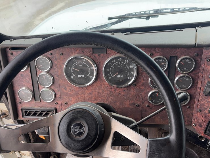 2000-international-9000-image-13