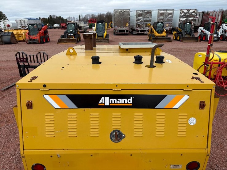 caterpillar-c15-image-11