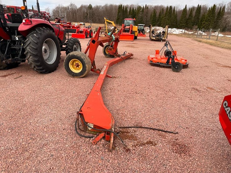 new-holland-116-image-2