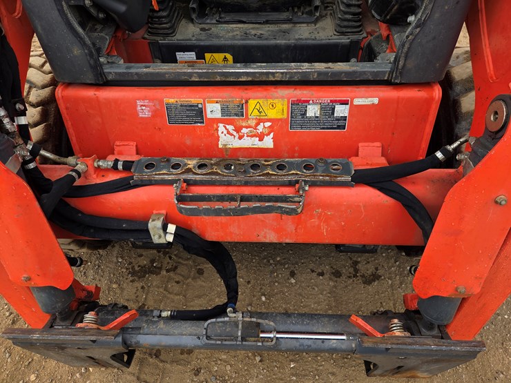 kubota-ssv75-image-11