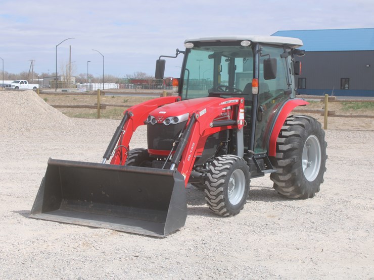 2018-massey-ferguson-1755m-image-10