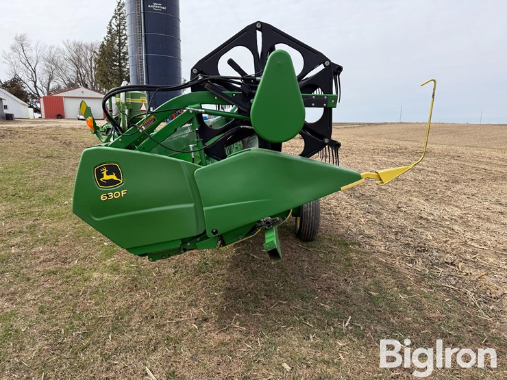 2012-john-deere-630f-image-15