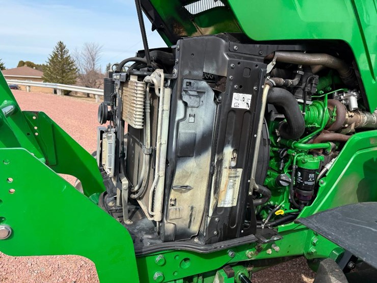 john-deere-6130r-image-44