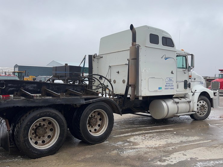 2000-international-9000-image-4