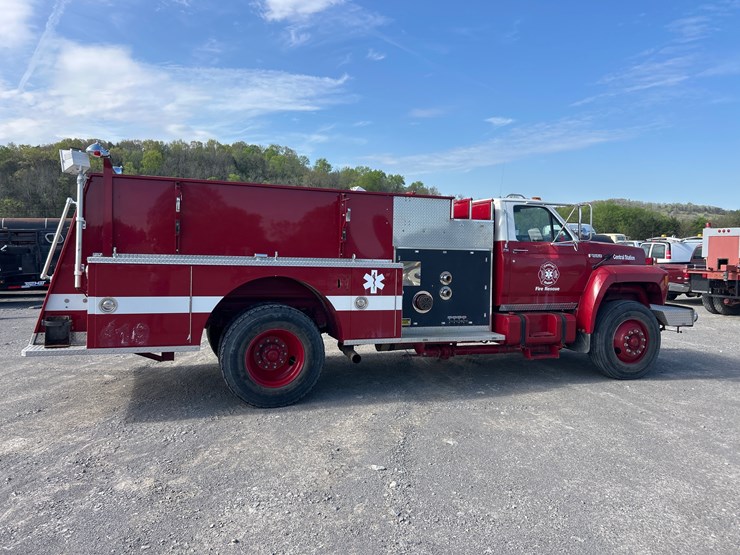 1991-ford-f800-image-5