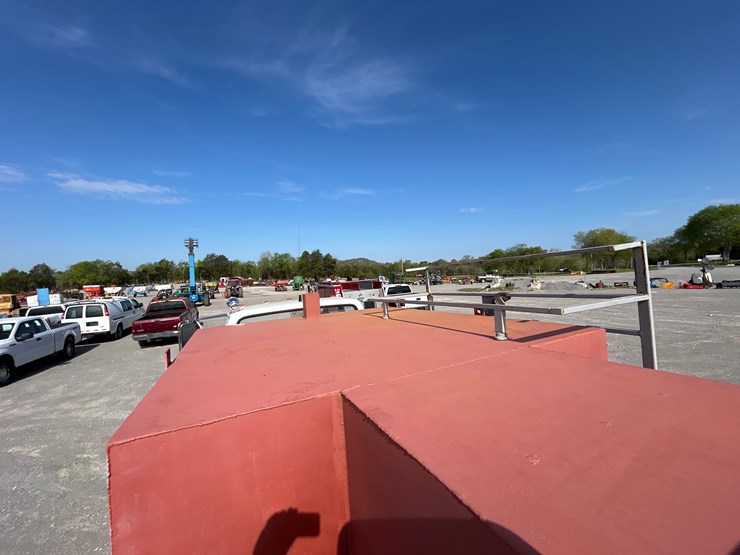 1981-ford-f800-image-8