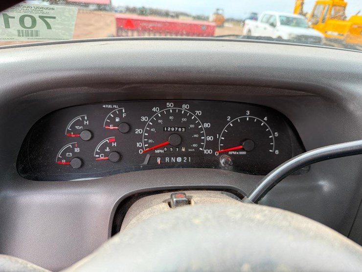 ford-f450-xl-image-42