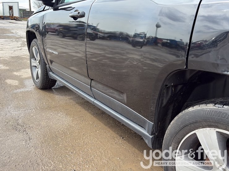 2017-jeep-compass-image-13