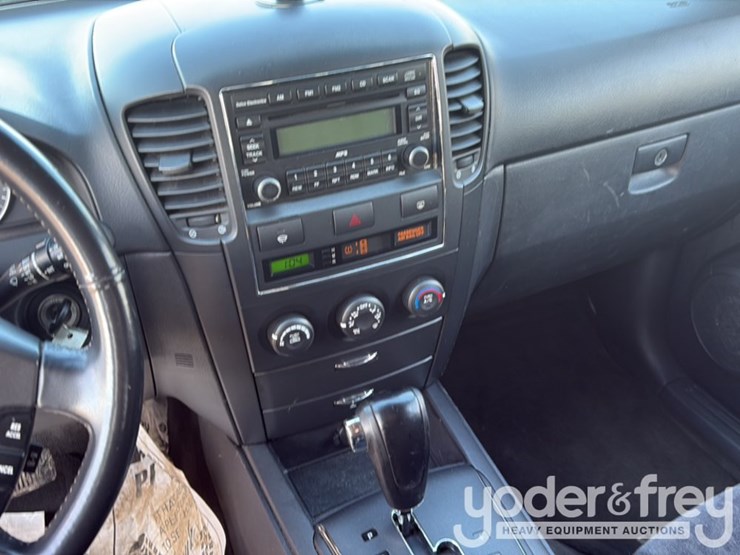 2008-kia-sorento-image-48