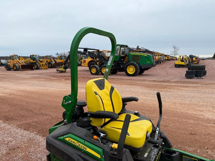 2022-john-deere-z930m-image-16