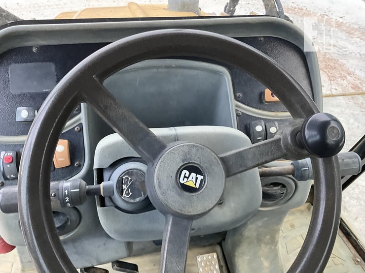 2004-caterpillar-420d-it-image-12