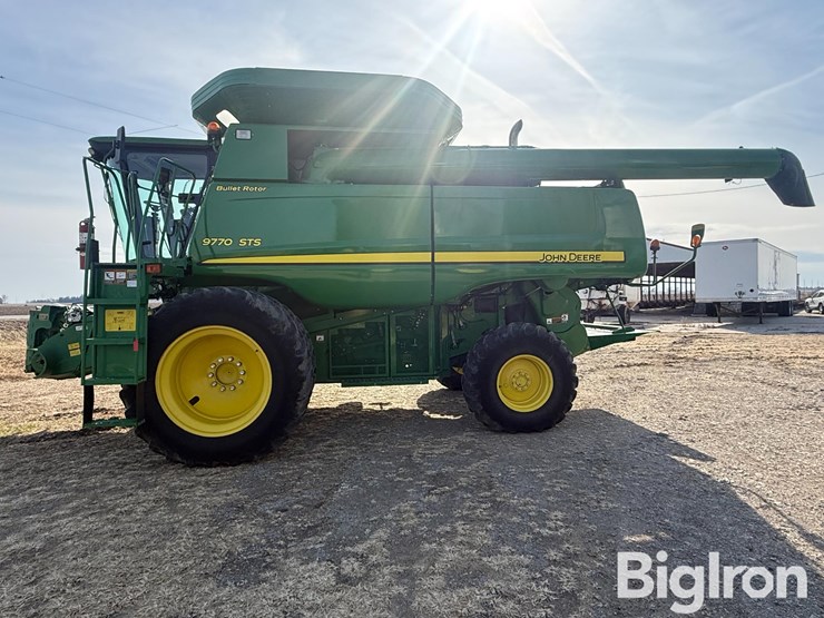 2010-john-deere-9770-sts-image-8