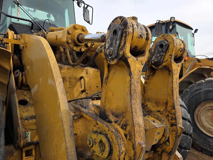 caterpillar-980h-image-9