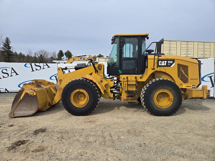 caterpillar-950gc-image-2