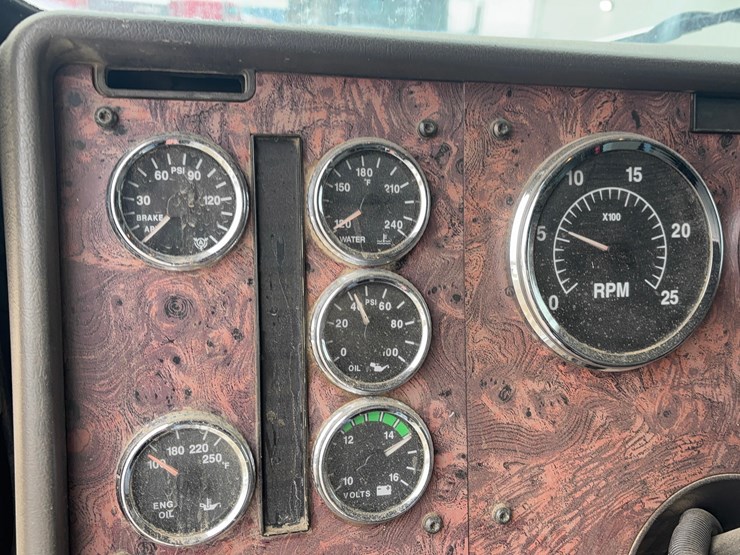 2000-international-9000-image-17