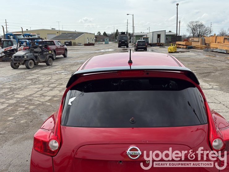 2014-nissan-juke-image-14