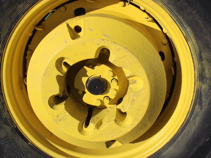 john-deere-4620-image-65