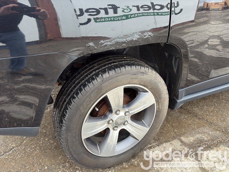 2017-jeep-compass-image-21