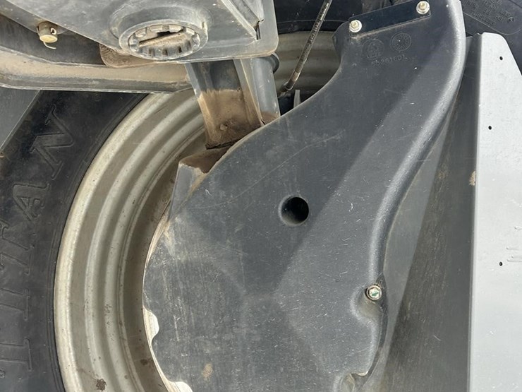 2012-ag-chem-rg1100-image-46