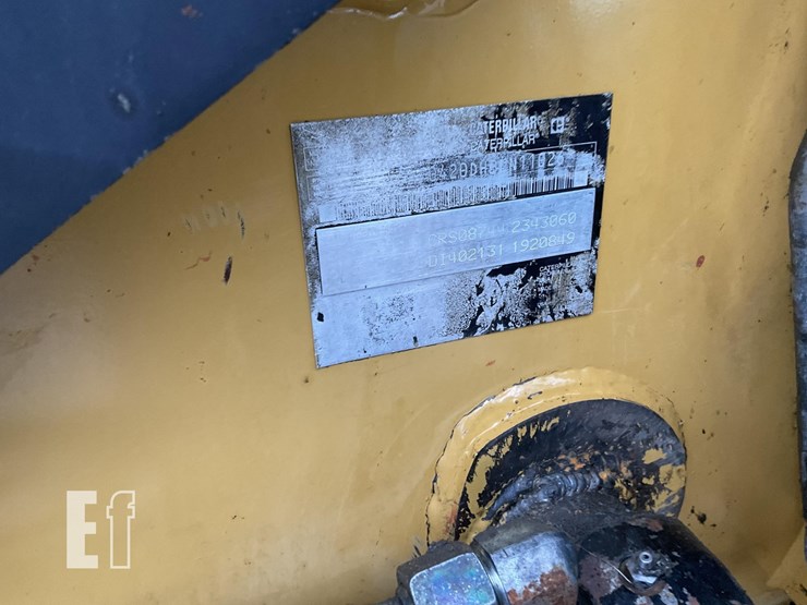 2004-caterpillar-420d-it-image-17