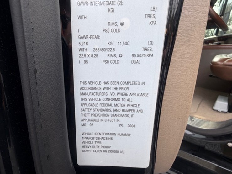 2008-freightliner-m2-106-image-64