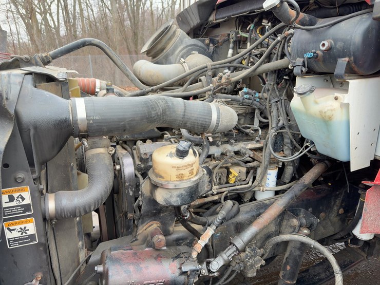 2005-kenworth-t300-image-8