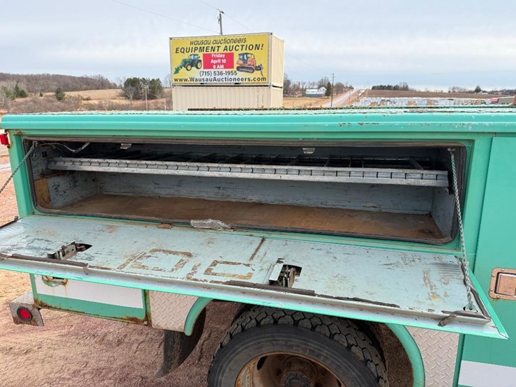 ford-f450-xl-image-27