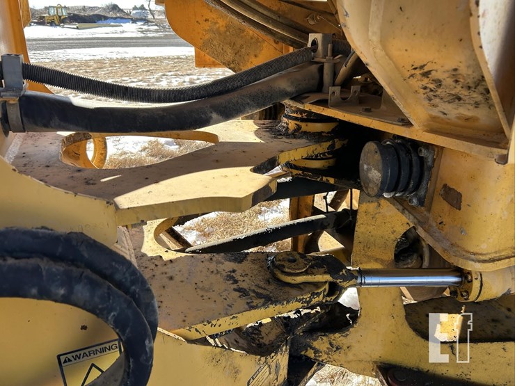 1997-volvo-l90c-image-16