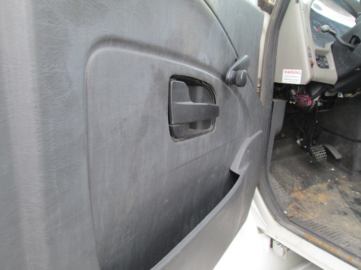 2013-international-4000-image-29