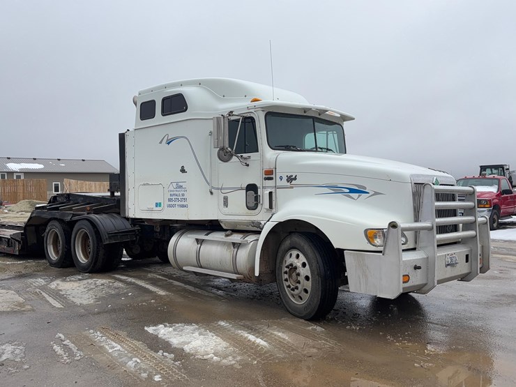 2000-international-9000-image-3