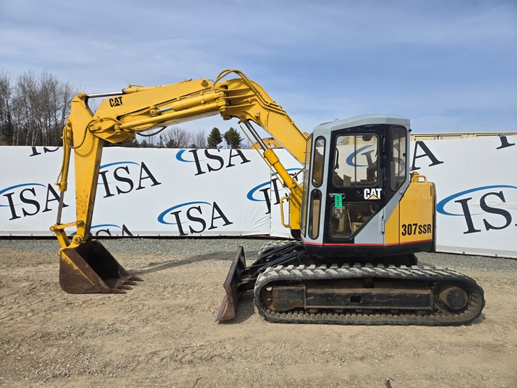 caterpillar-307-image-2