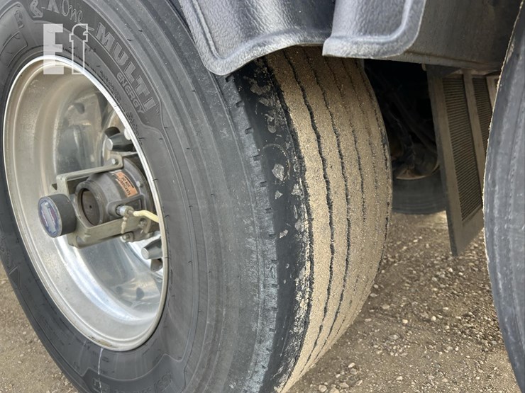 2025-wilson-grain-trailer-image-32