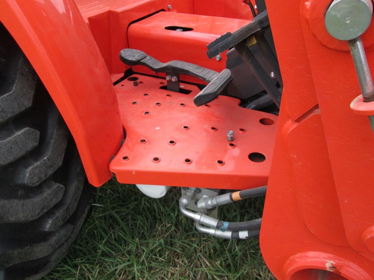 kubota-l3301-image-26